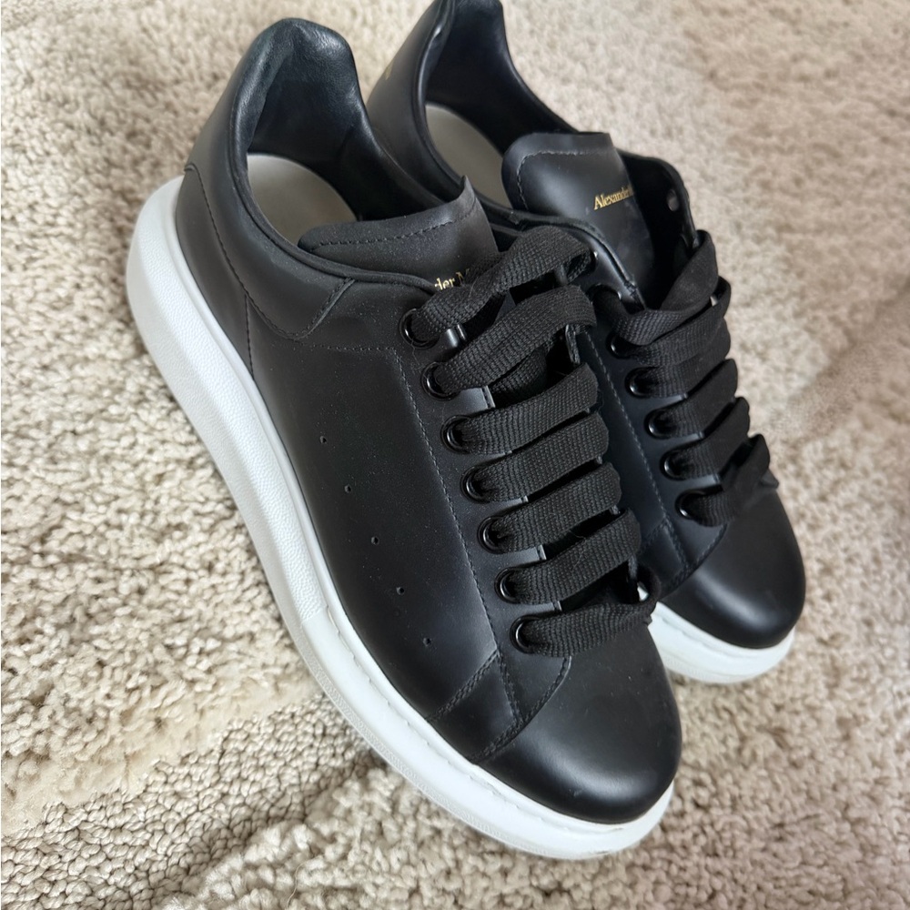 Alexander McQueen oversized sneakers - Picture 2 of 7